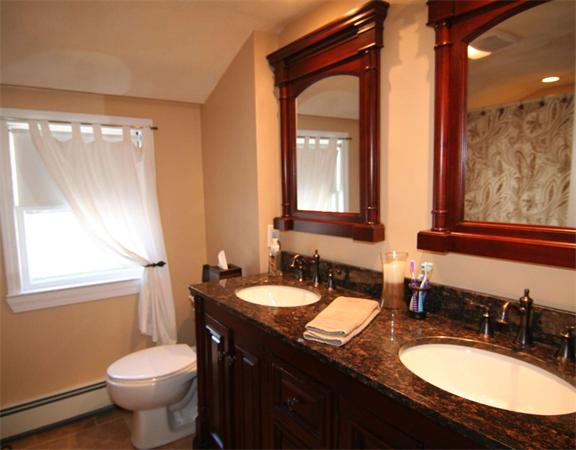 27 Lake Street Wakefield, MA 01880 - Photo 13 of 17