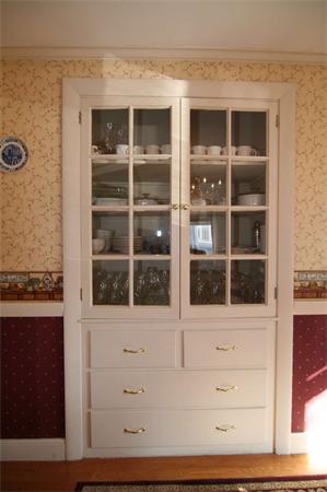 27 Lake Street Wakefield, MA 01880 - Photo 6 of 17