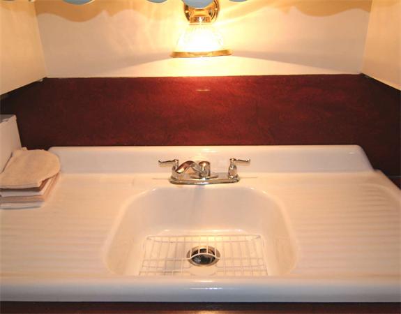 27 Lake Street Wakefield, MA 01880 - Photo 8 of 17