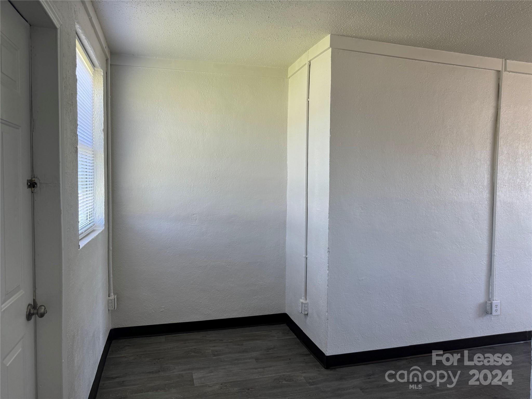 200 York Street, Unit M6 Chester, SC 29706 - Photo 6 of 14 a view of cupboard