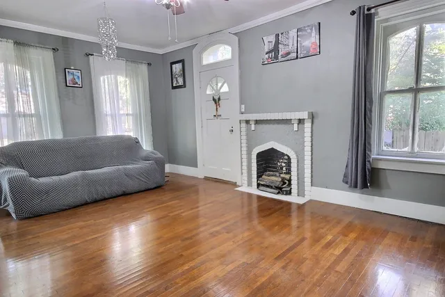 $155,000 | 303 East 5th Street, Newton, KS 67114