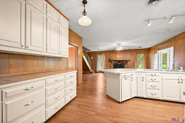 $525,000 | 405 North College Street, Denham Springs, LA 70726