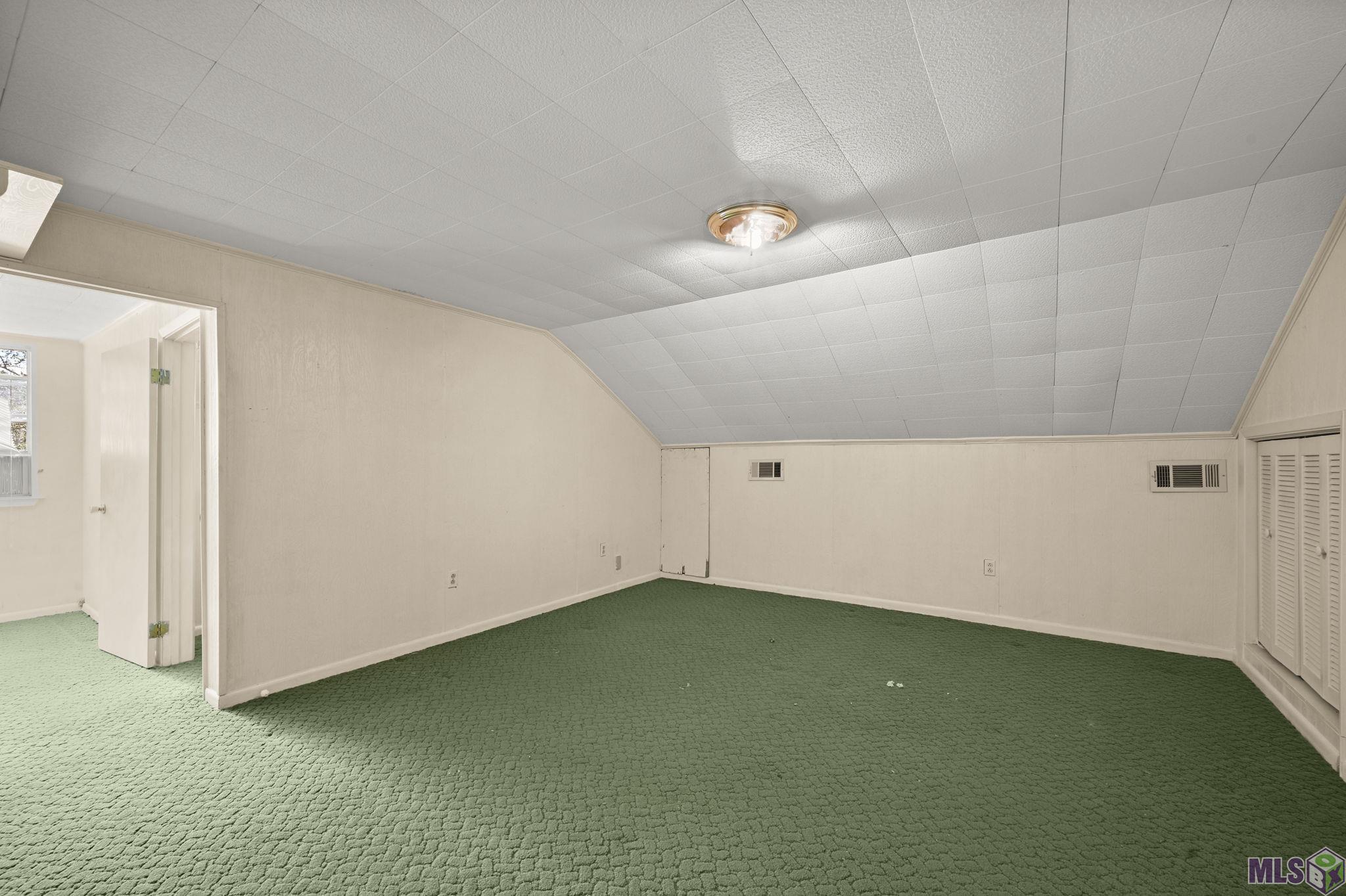 405 North College Street Denham Springs, LA 70726 - Photo 23 of 39 Bedroom Upstairs