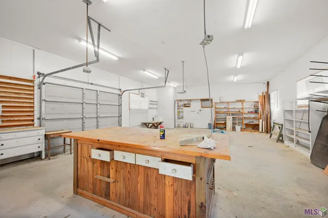 $525,000 | 405 North College Street, Denham Springs, LA 70726