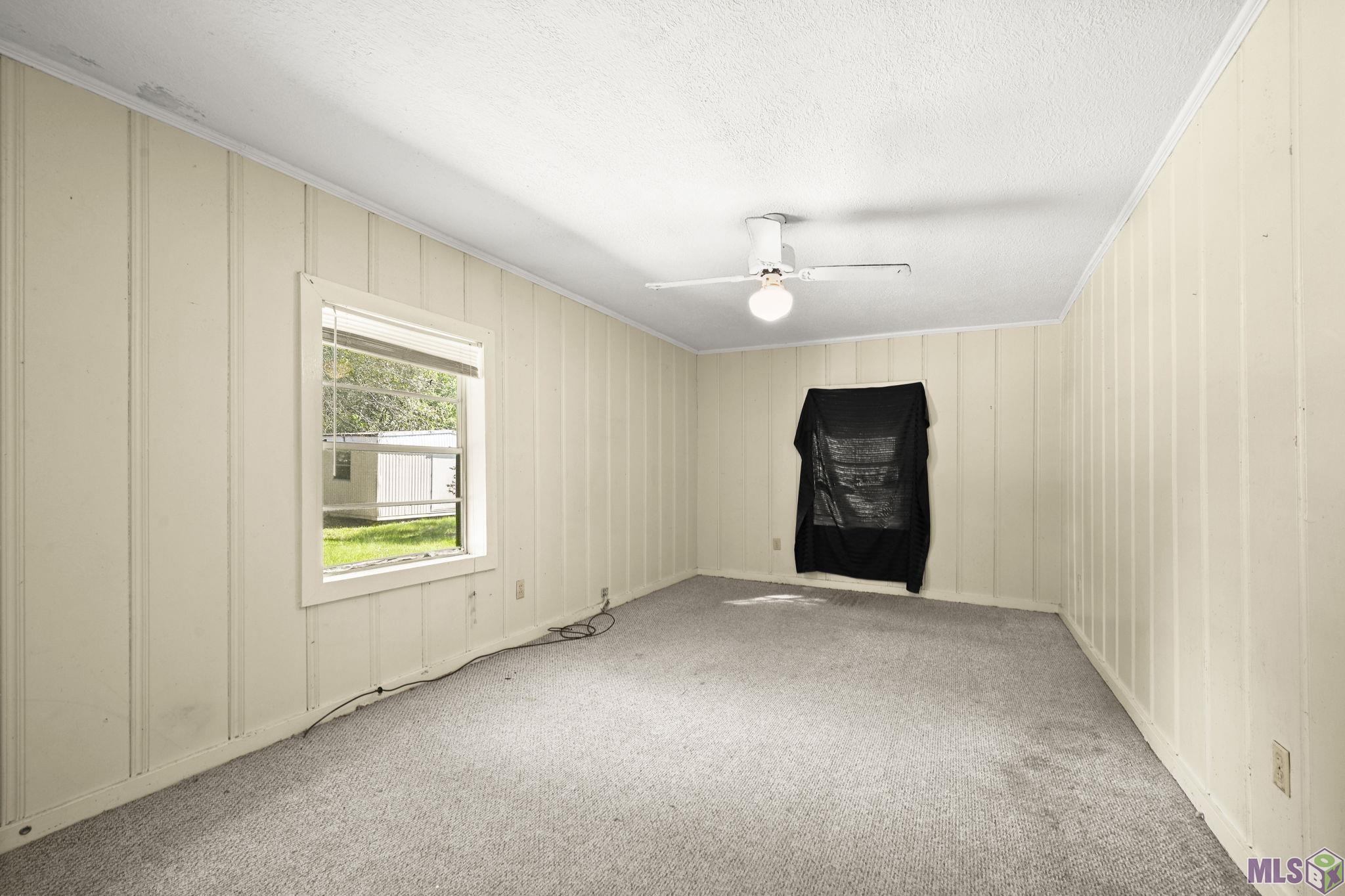 405 North College Street Denham Springs, LA 70726 - Photo 34 of 39 Guest House Bedroom