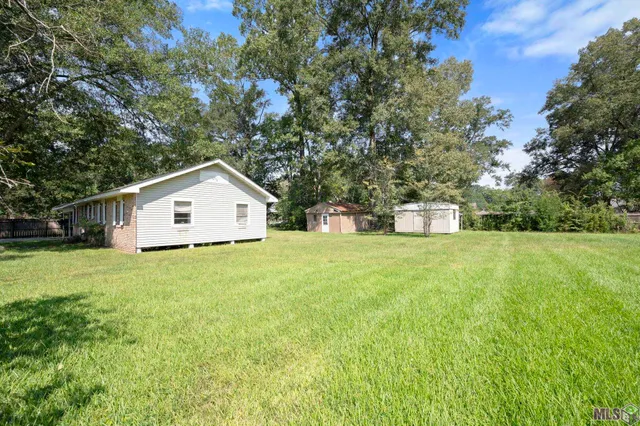 $525,000 | 405 North College Street, Denham Springs, LA 70726