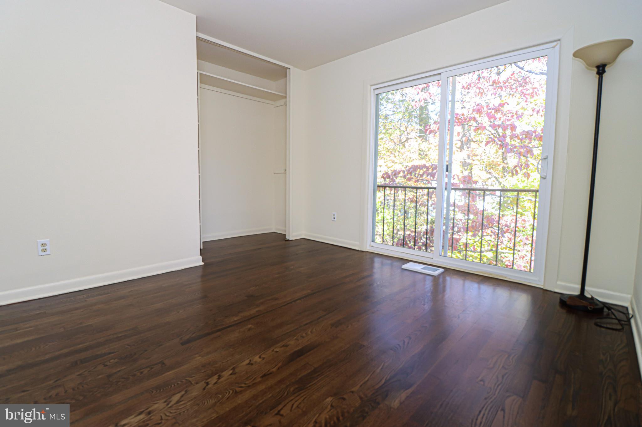 1624 Wainwright Drive Reston, VA 20190 - Photo 15 of 47 Gallery Image 15
