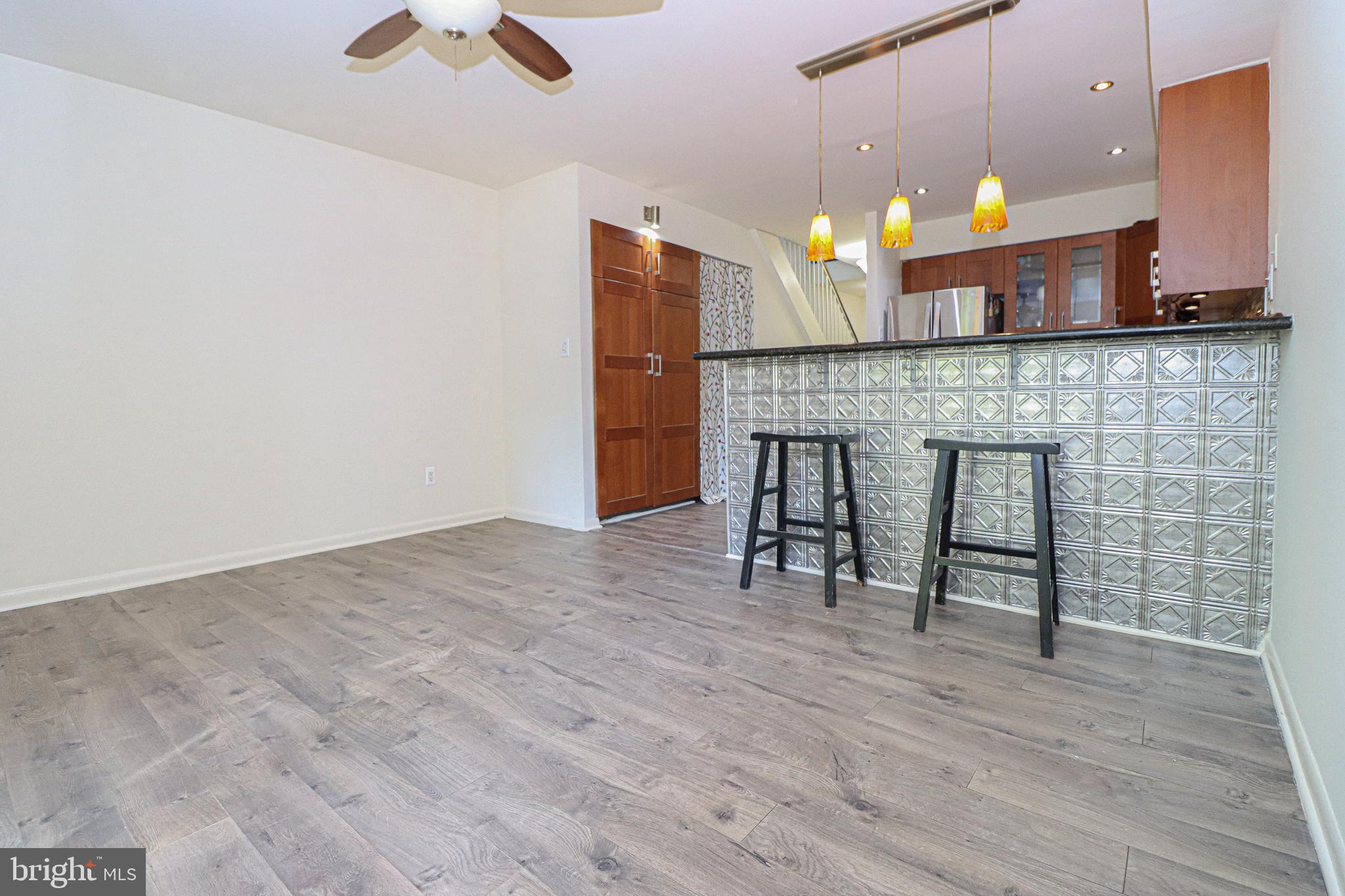 1624 Wainwright Drive Reston, VA 20190 - Photo 34 of 47 Gallery Image 34