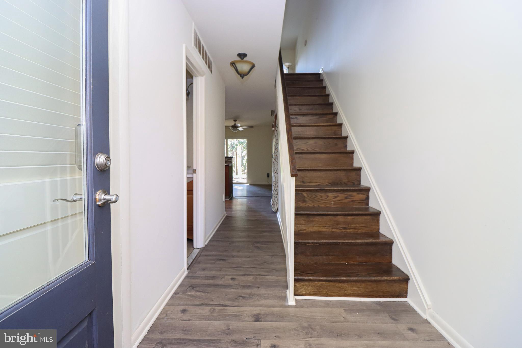 1624 Wainwright Drive Reston, VA 20190 - Photo 41 of 47 Gallery Image 41