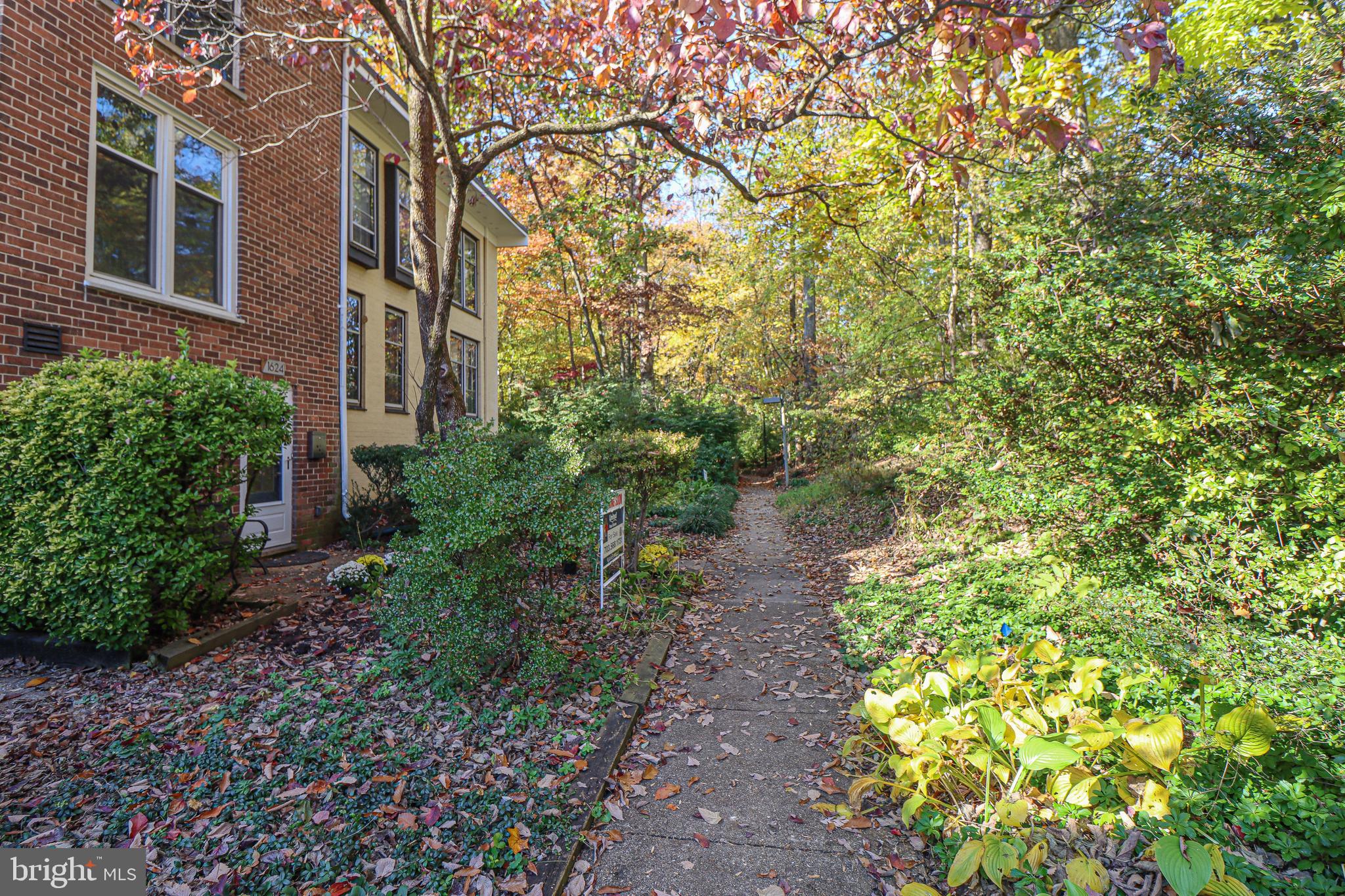 1624 Wainwright Drive Reston, VA 20190 - Photo 42 of 47 Paths of tranquility