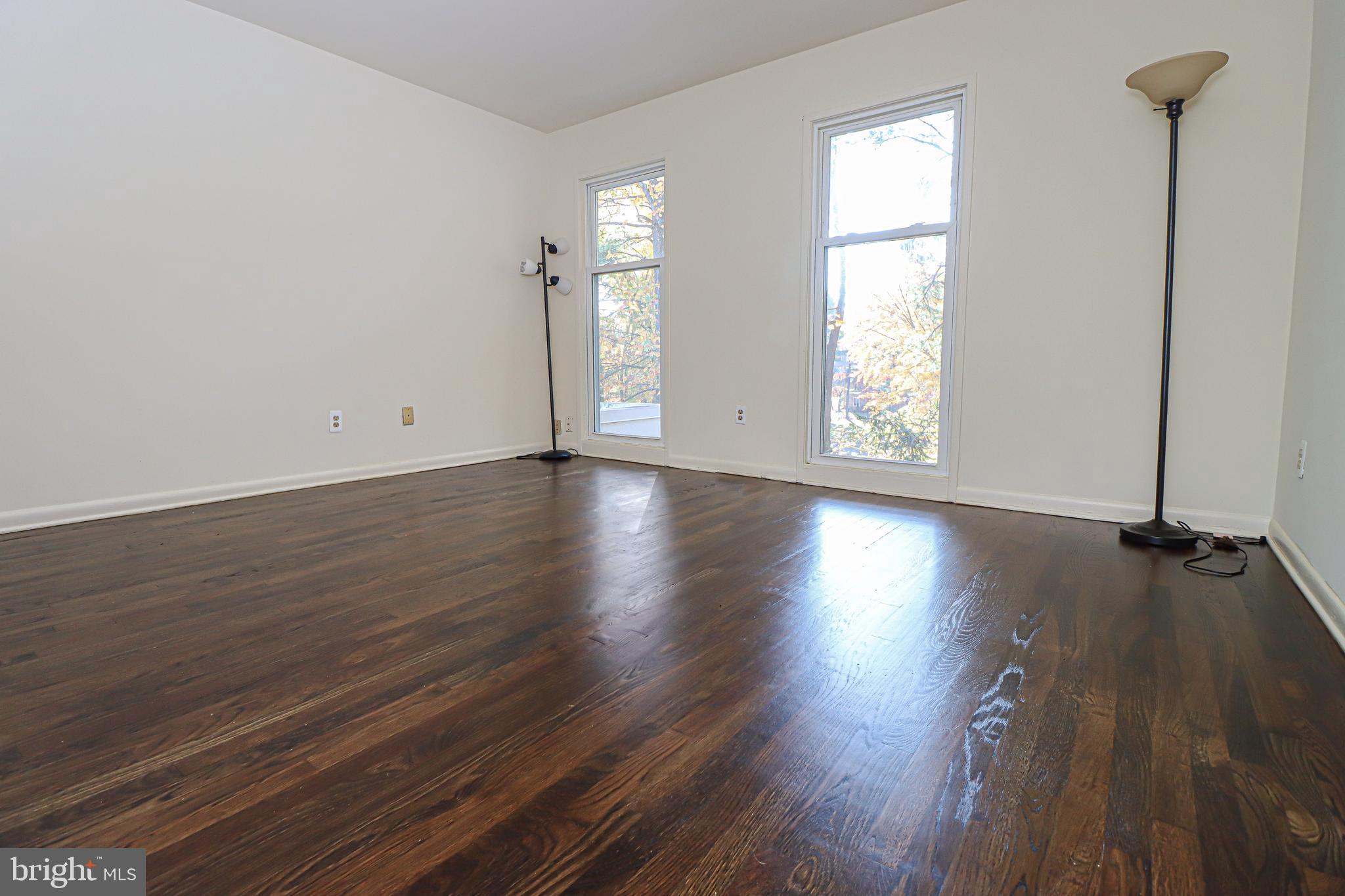 1624 Wainwright Drive Reston, VA 20190 - Photo 10 of 47 Bedroom