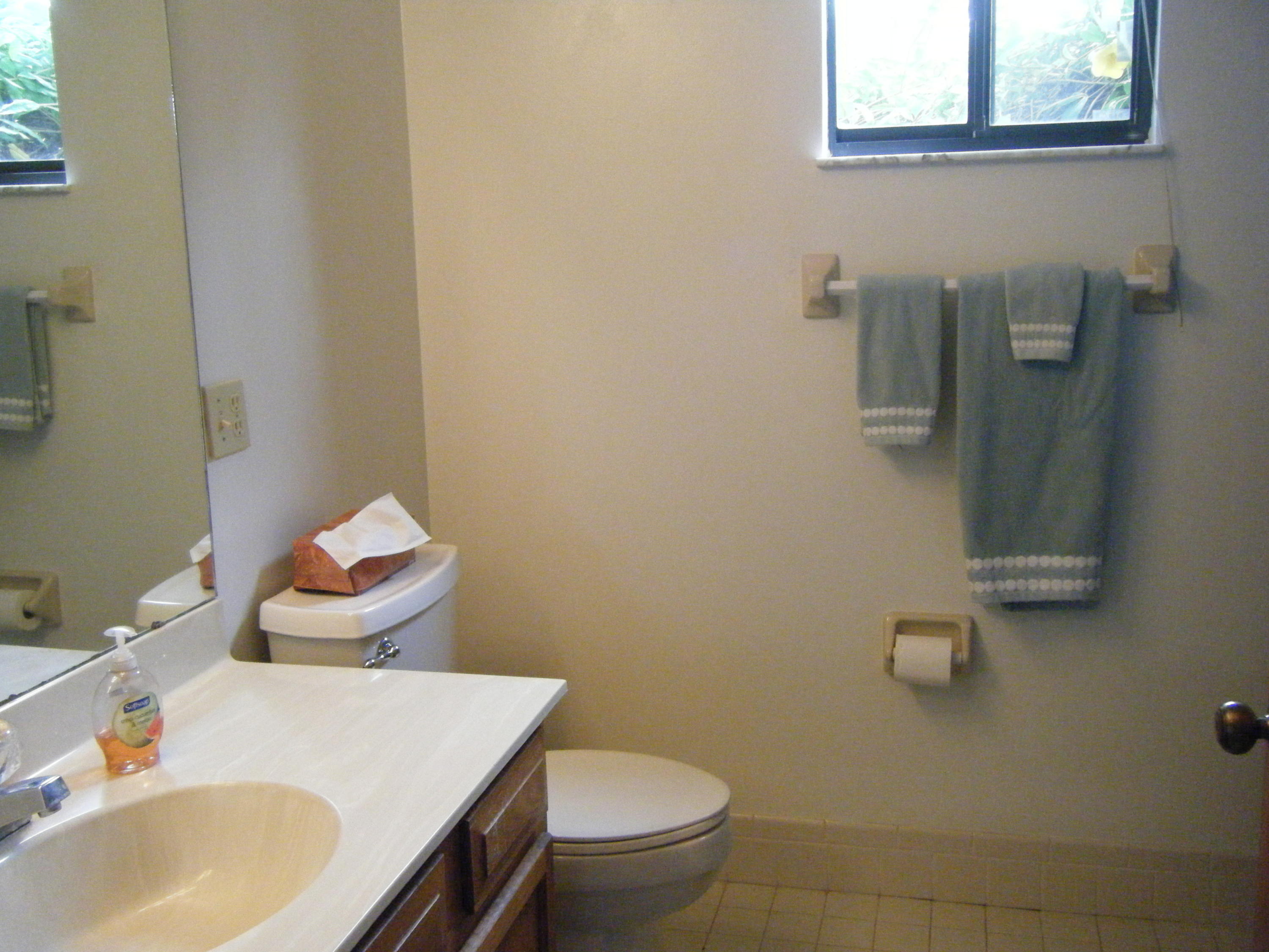 2040 Colonial Road, Unit 6 Fort Pierce, FL 34950 - Photo 14 of 30 2016-01-06 12.40.48