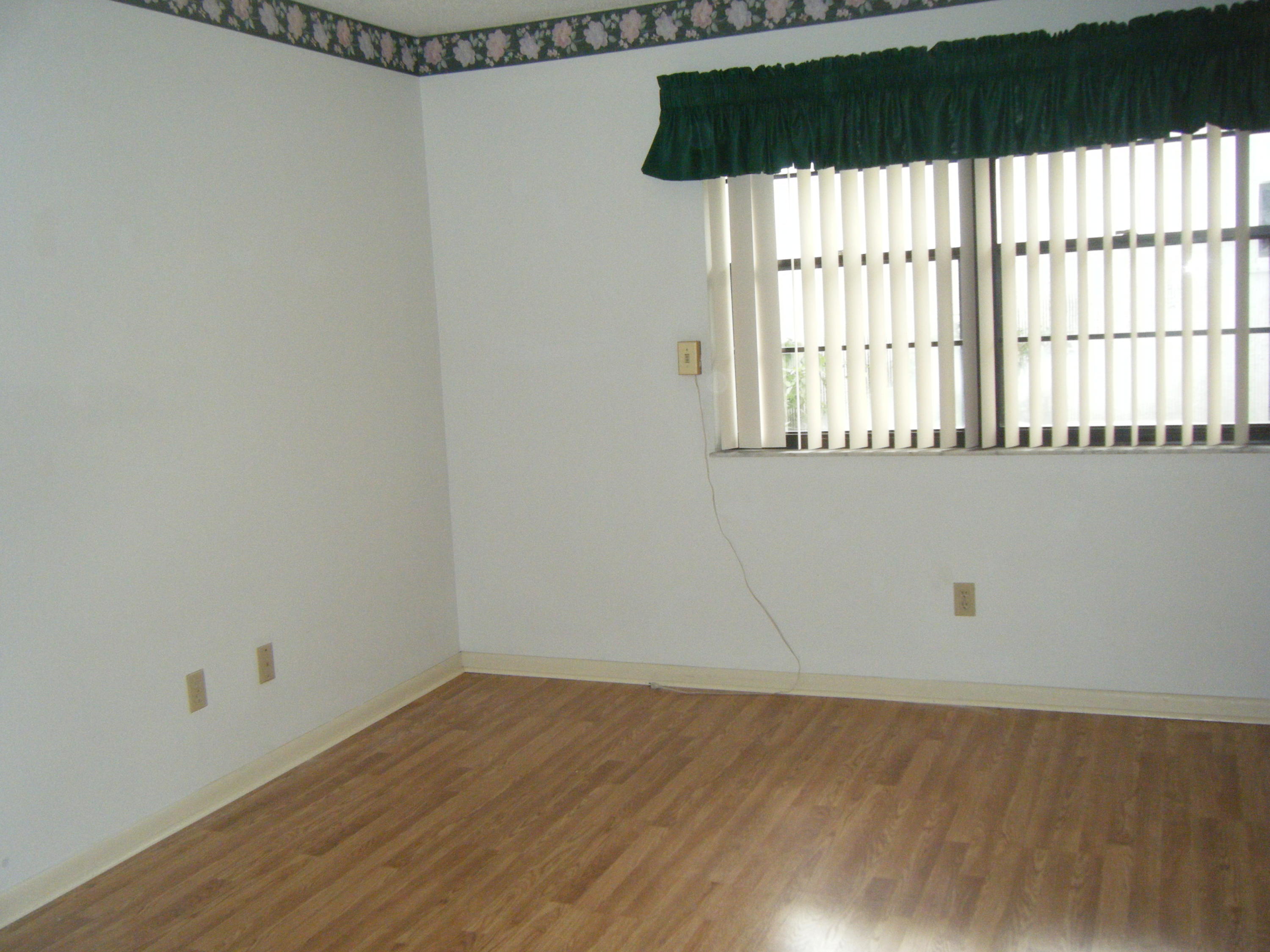 2040 Colonial Road, Unit 6 Fort Pierce, FL 34950 - Photo 21 of 30 2016-01-06 12.41.37