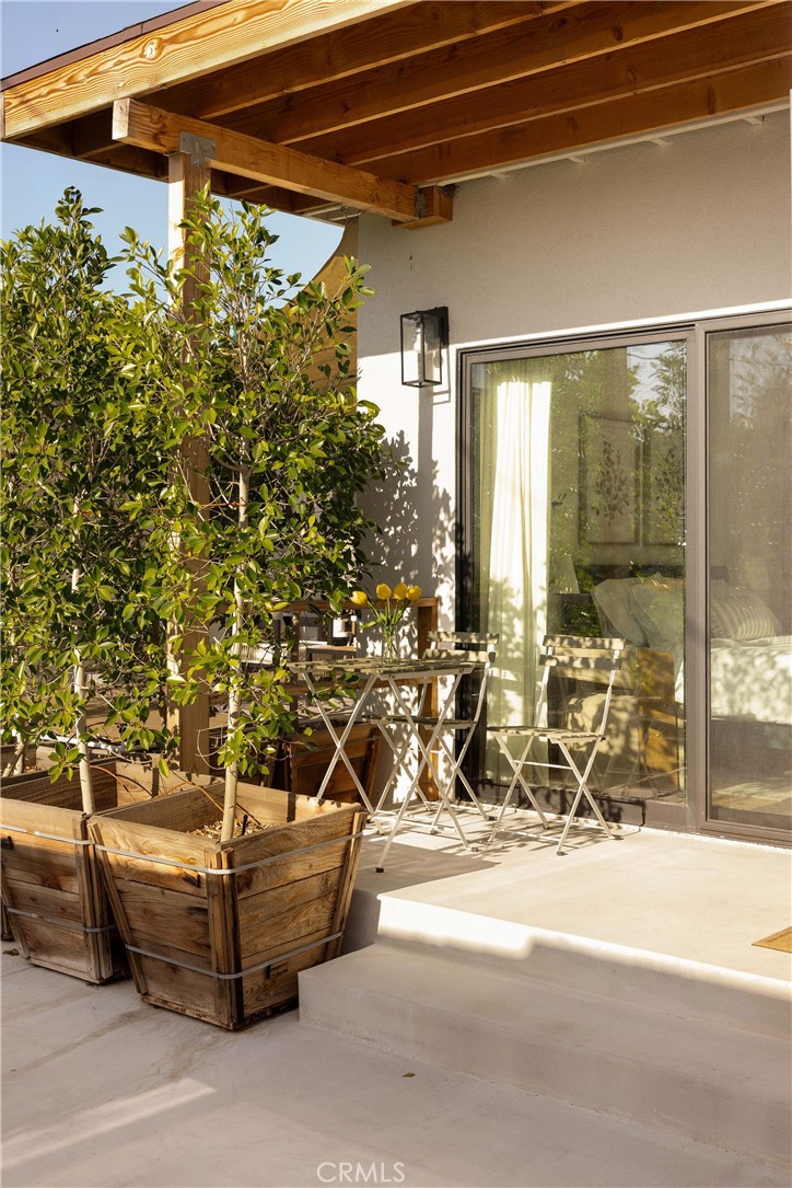 5417 Stratford Road Los Angeles, CA 90042 - Photo 26 of 36