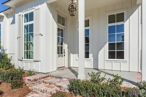 $830,000 | 13715 Sweet Cherry Drive, Baton Rouge, LA 70810