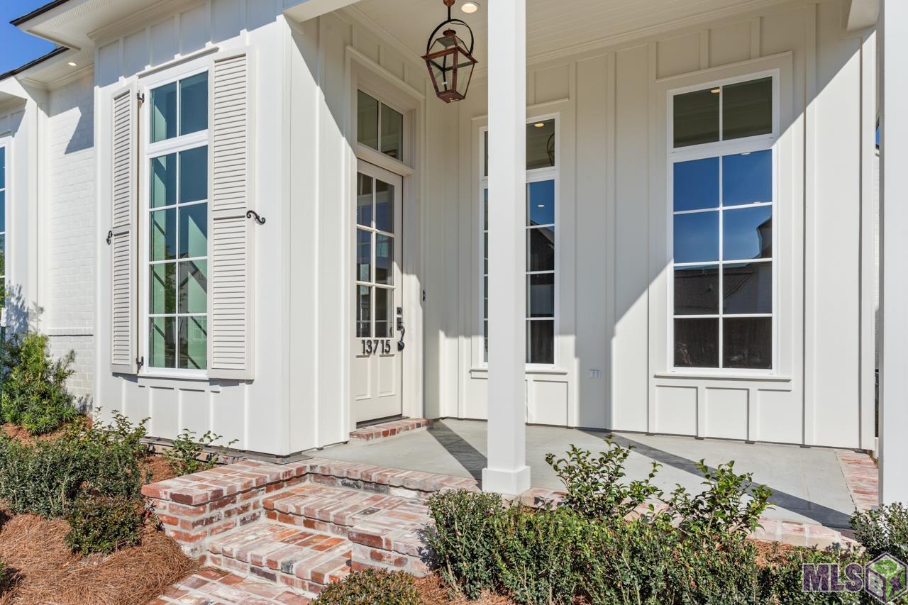 13715 Sweet Cherry Drive Baton Rouge, LA 70810 - Photo 2 of 35 Pretty front entrance