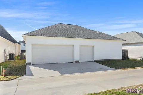 $830,000 | 13715 Sweet Cherry Drive, Baton Rouge, LA 70810