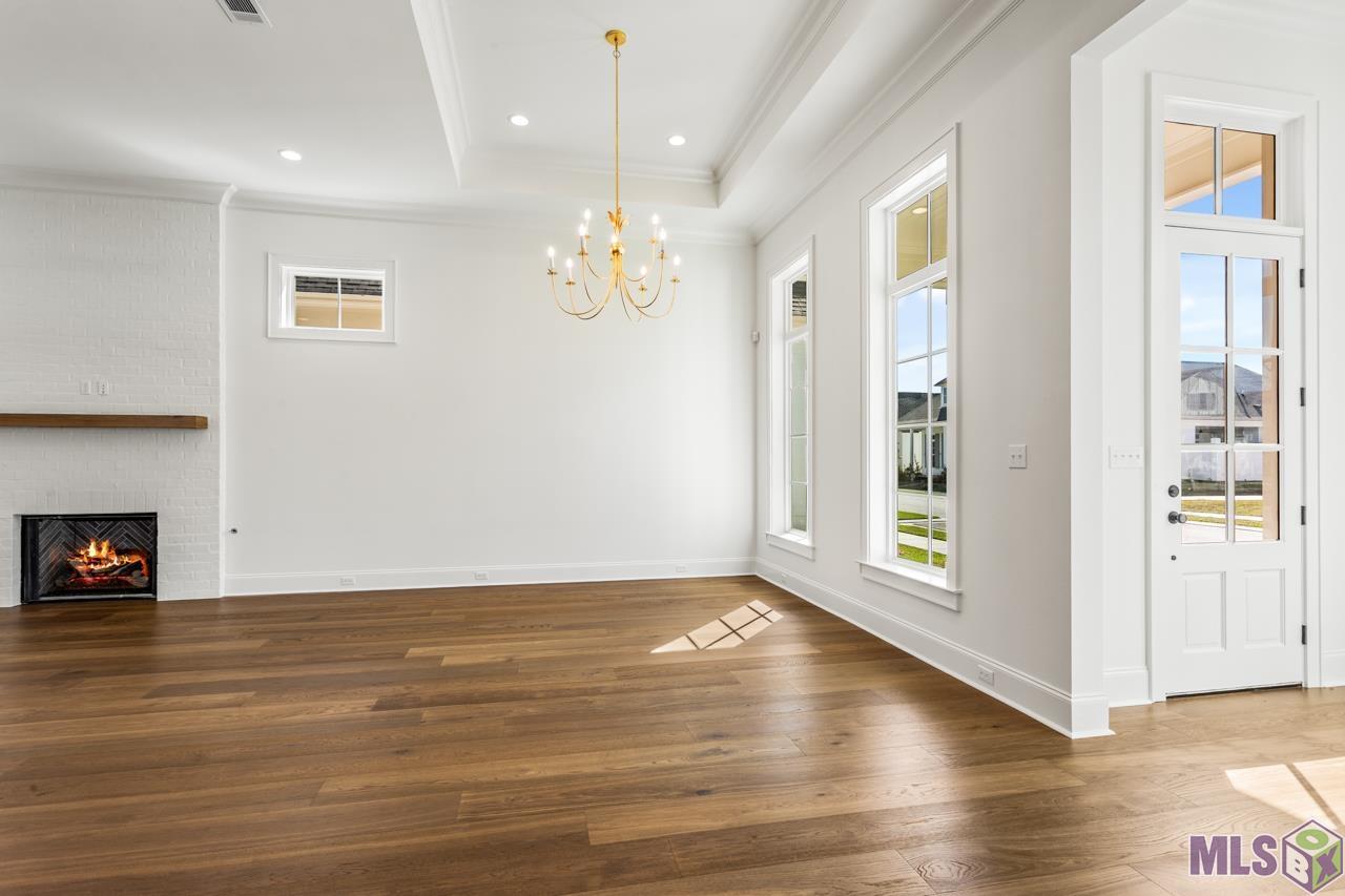 13715 Sweet Cherry Drive Baton Rouge, LA 70810 - Photo 4 of 35 Living room