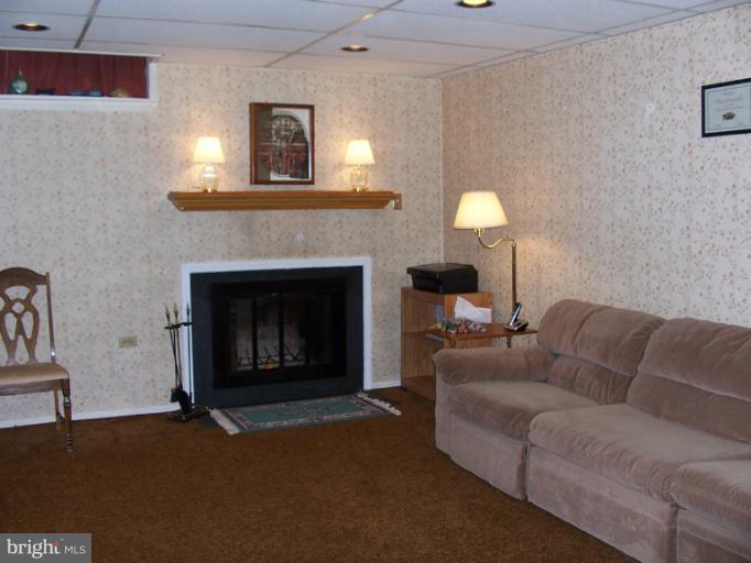 5465 Princess Drive Rosedale, MD 21237 - Photo 5 of 30 Family Room