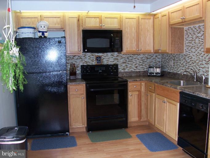 5465 Princess Drive Rosedale, MD 21237 - Photo 10 of 30 Kitchen