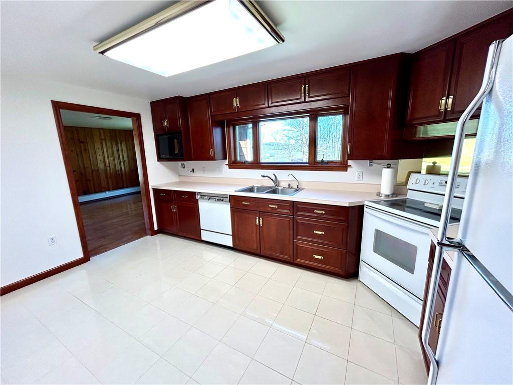 326 Keslar School Road Acme, PA 15610 - Photo 6 of 31