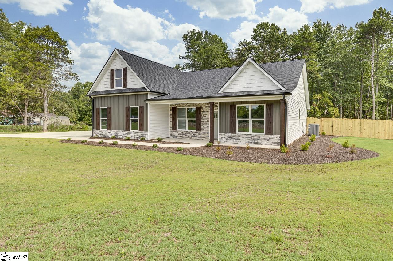 325 Jackson Grove Road Travelers Rest, SC 29690 - Photo 3 of 32
