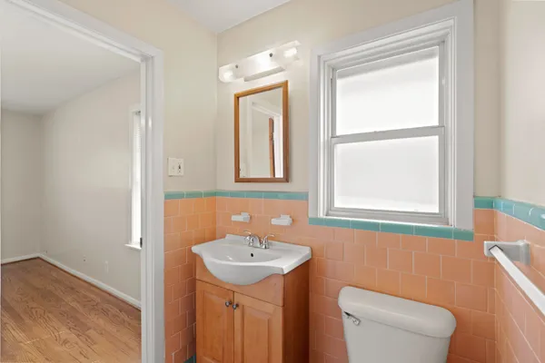 $2,200 | 1409 Conrad Sauer Drive, Houston, TX 77043