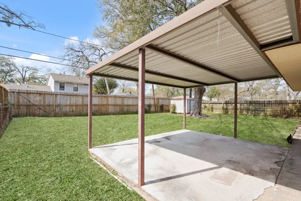 $2,200 | 1409 Conrad Sauer Drive, Houston, TX 77043