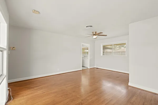 $2,200 | 1409 Conrad Sauer Drive, Houston, TX 77043