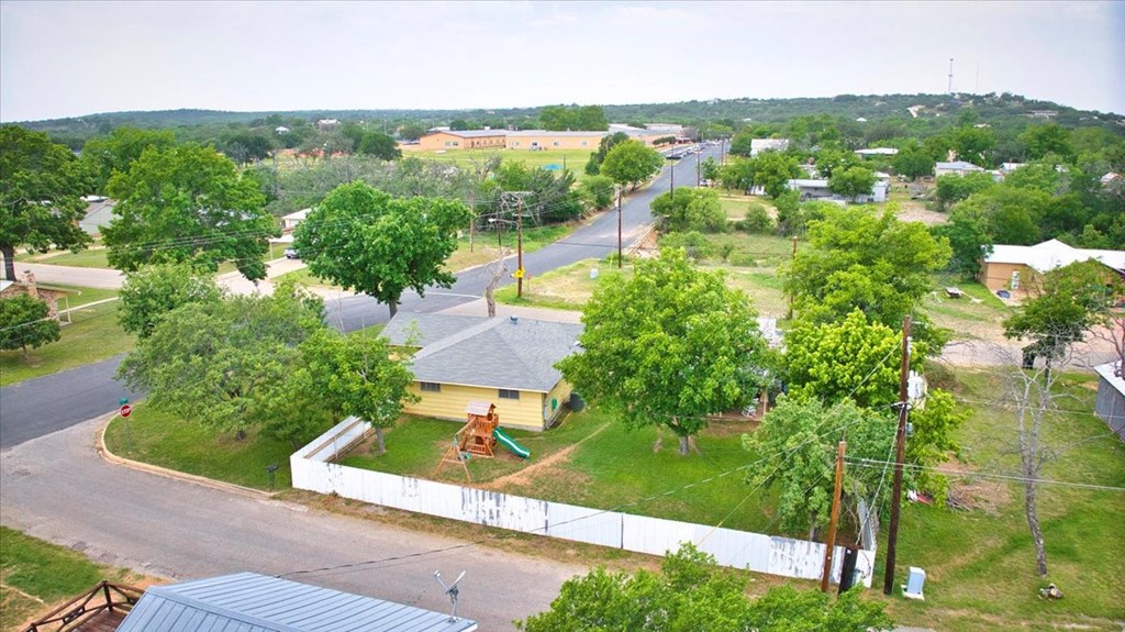 631 Wheeler Street Mason, TX 76856 - Photo 5 of 39