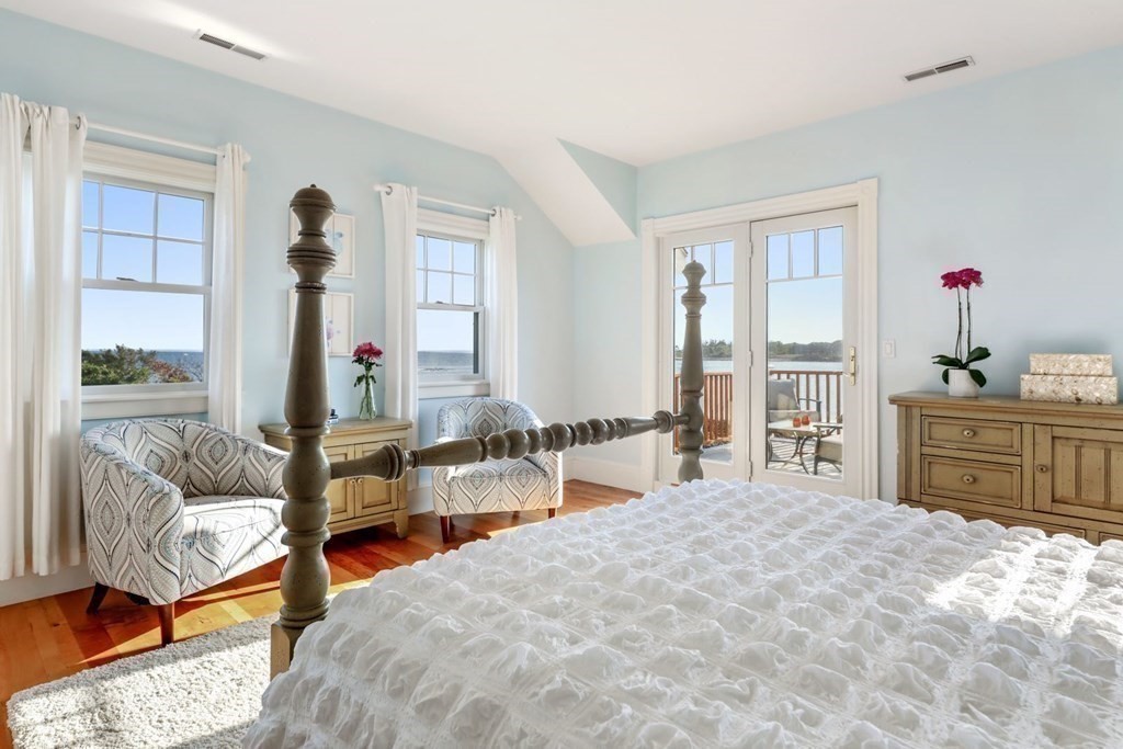 284 Atlantic Road Gloucester, MA 01930 - Photo 20 of 41 a bedroom with a bed and a window