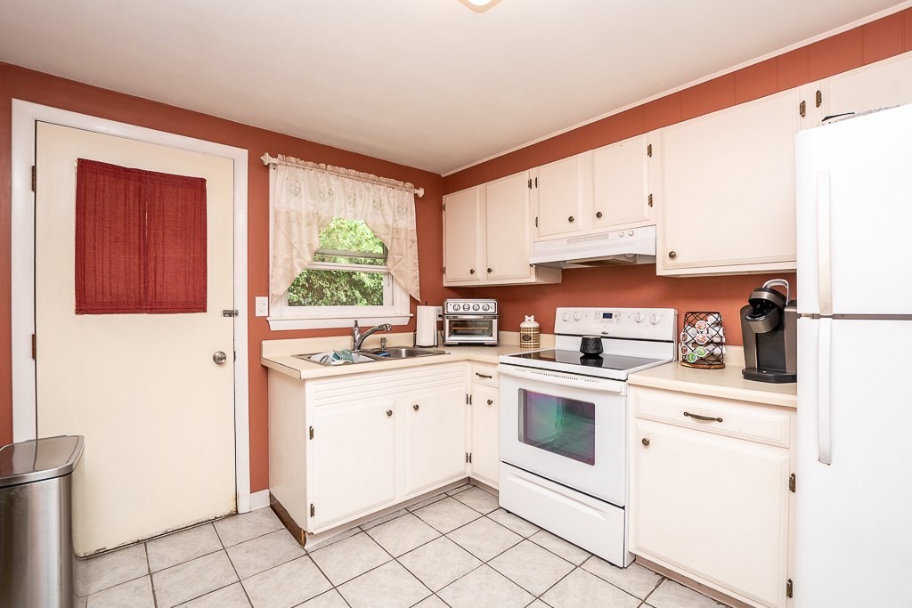 2 Ridge Road Norton, MA 02766 - Photo 17 of 36 Gallery Image 17
