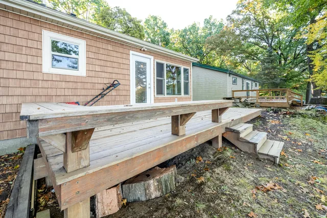 $219,000 | 52769 County Road 384, Grand Junction, MI 49056