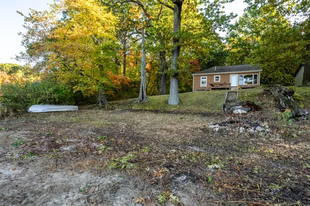 $219,000 | 52769 County Road 384, Grand Junction, MI 49056