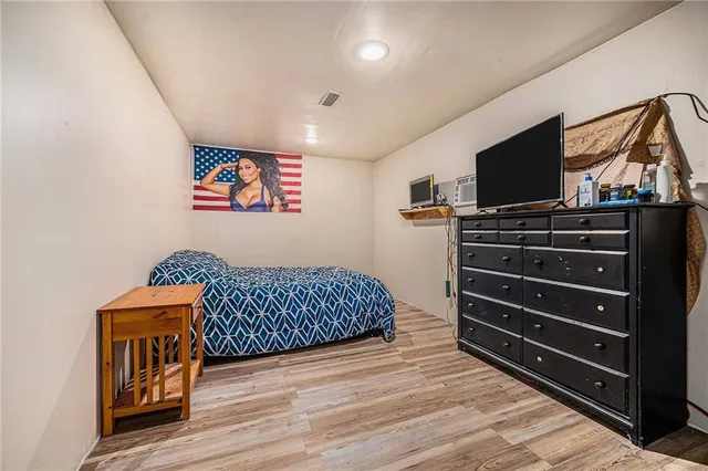 $130,000 | 5140 Booth Avenue, Kansas City, MO 64129