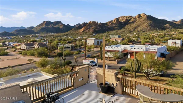 $999,999 | 825 East Moon Vista Street, Apache Junction, AZ 85119
