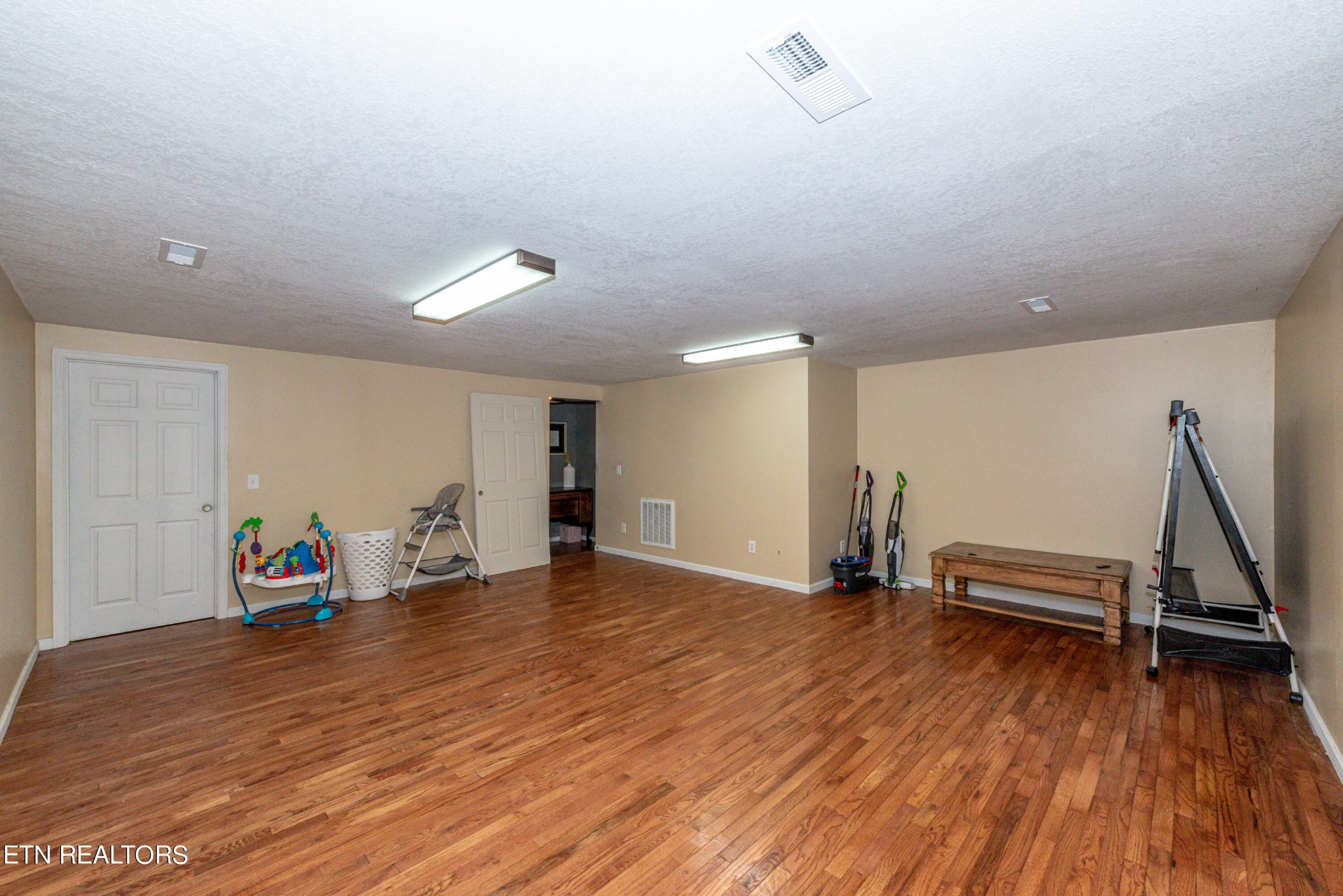 3001 Brooks Road Greenback, TN 37742 - Photo 30 of 41 Gallery Image 30