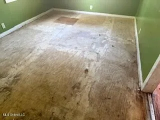 $39,900 | 611 3rd Avenue North, Greenwood, MS 38930