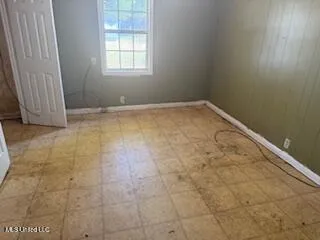 $39,900 | 611 3rd Avenue North, Greenwood, MS 38930