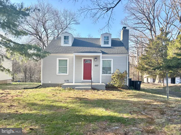 $2,150 | 1517 Rollins Avenue, Capitol Heights, MD 20743