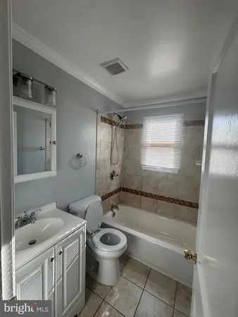 $2,150 | 1517 Rollins Avenue, Capitol Heights, MD 20743