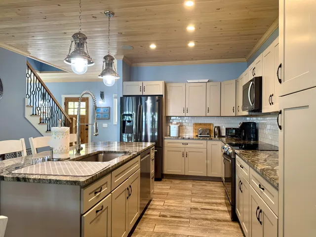 $2,675,000 | 10 Bogue Chitto Lane, Bar Harbor, ME 04609