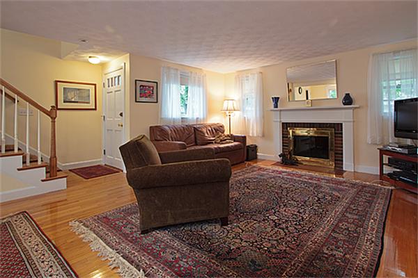 19 Wheaton Road Arlington, MA 02474 - Photo 3 of 23 Gallery Image 3