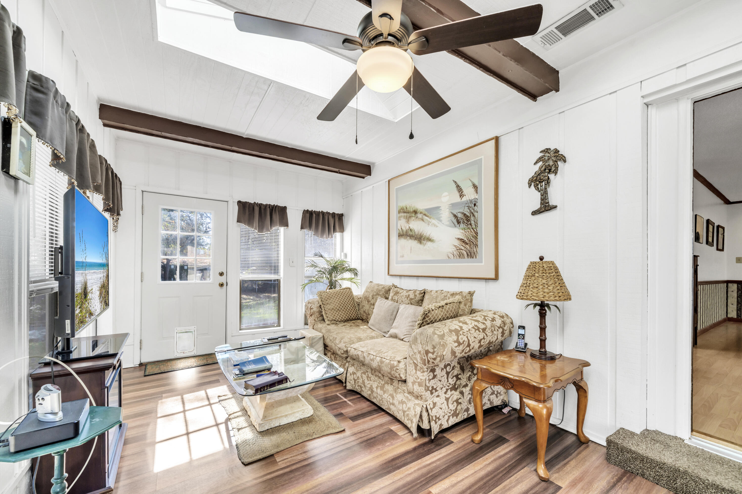 32 Walnut Avenue Shalimar, FL 32579 - Photo 22 of 56 Great area for breakfast