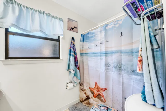 $479,000 | 32 Walnut Avenue, Shalimar, FL 32579