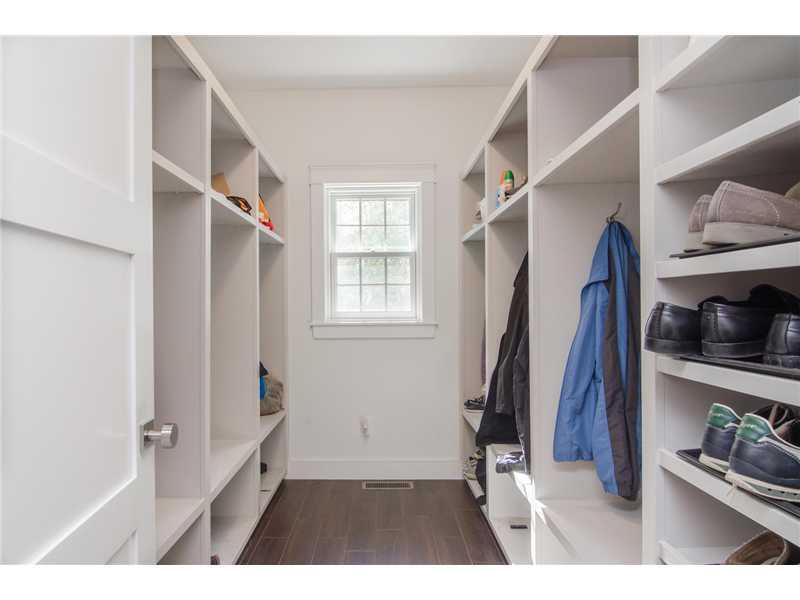 45 Tide Mill Road Portland, ME 04102 - Photo 12 of 35 Mudroom. Locker Room