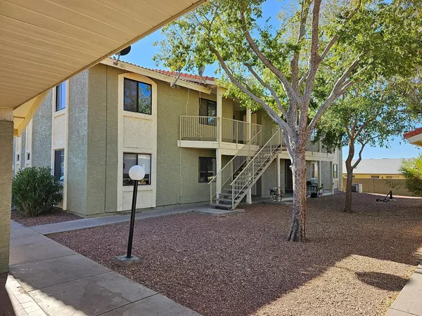 $1,350 | 1336 East Mountain View Road, Unit 204, Phoenix, AZ 85020