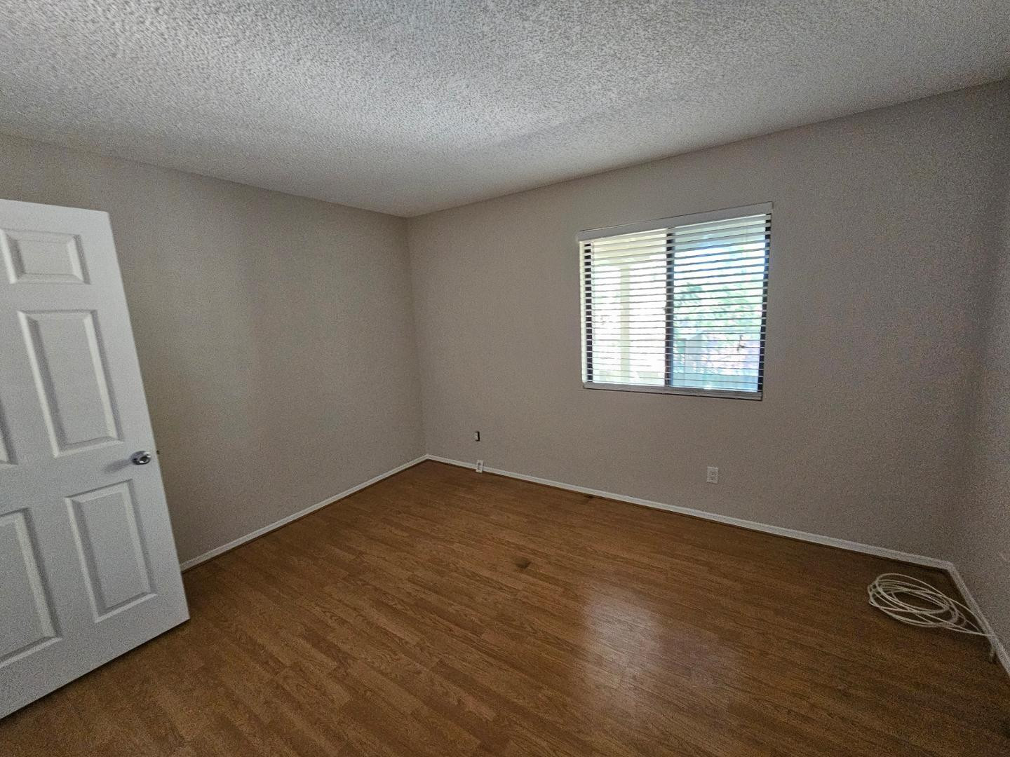 1336 East Mountain View Road, Unit 204 Phoenix, AZ 85020 - Photo 8 of 16 Photo #8