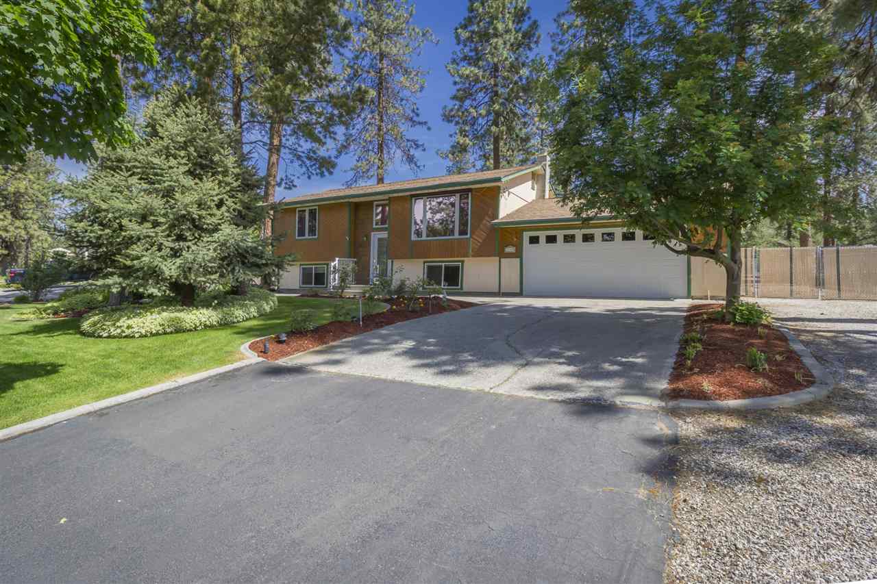 12920 West Shore Road Nine Mile Falls, WA 99026 - Photo 2 of 20 Gallery Image 2