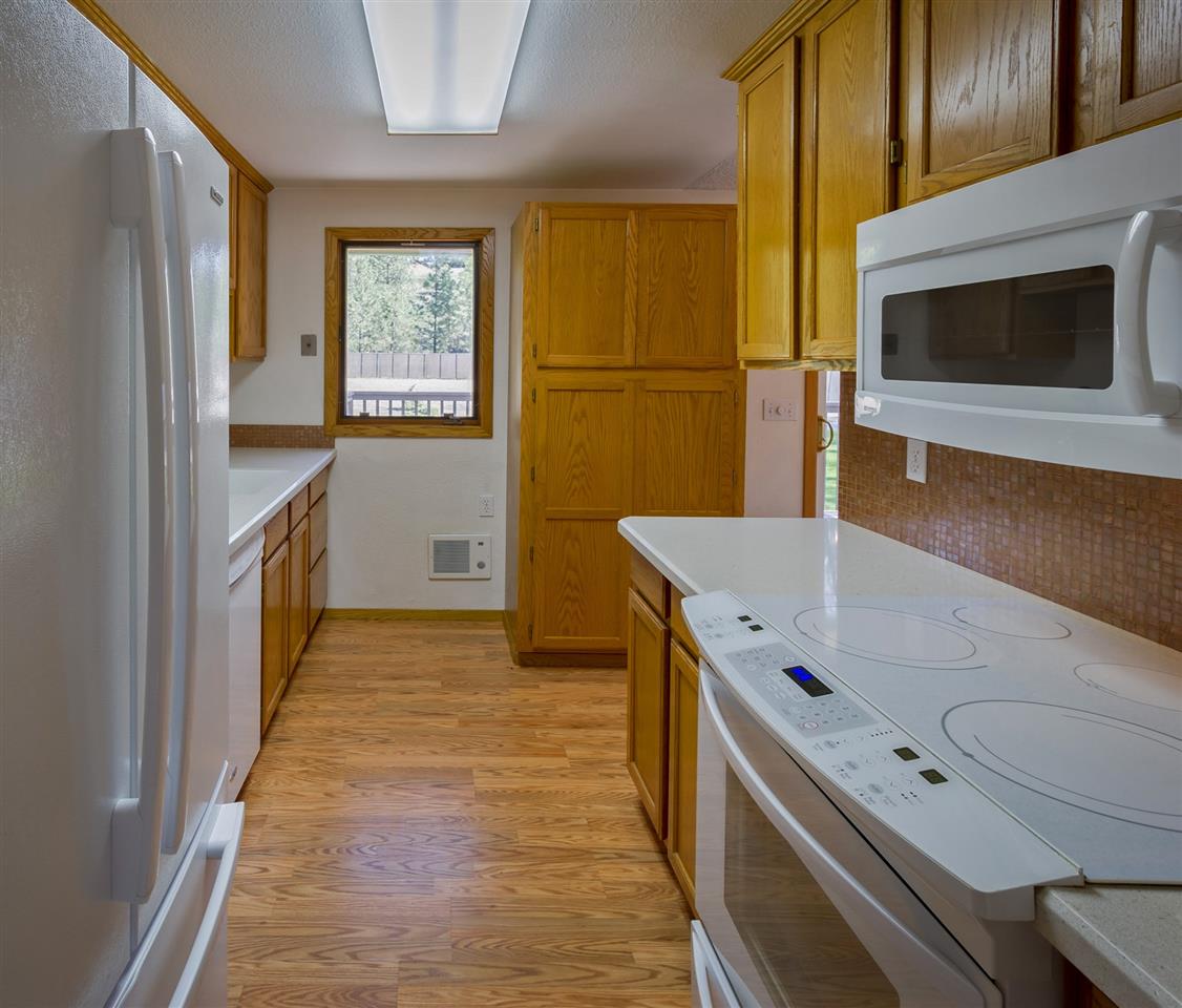 12920 West Shore Road Nine Mile Falls, WA 99026 - Photo 7 of 20 Gallery Image 7
